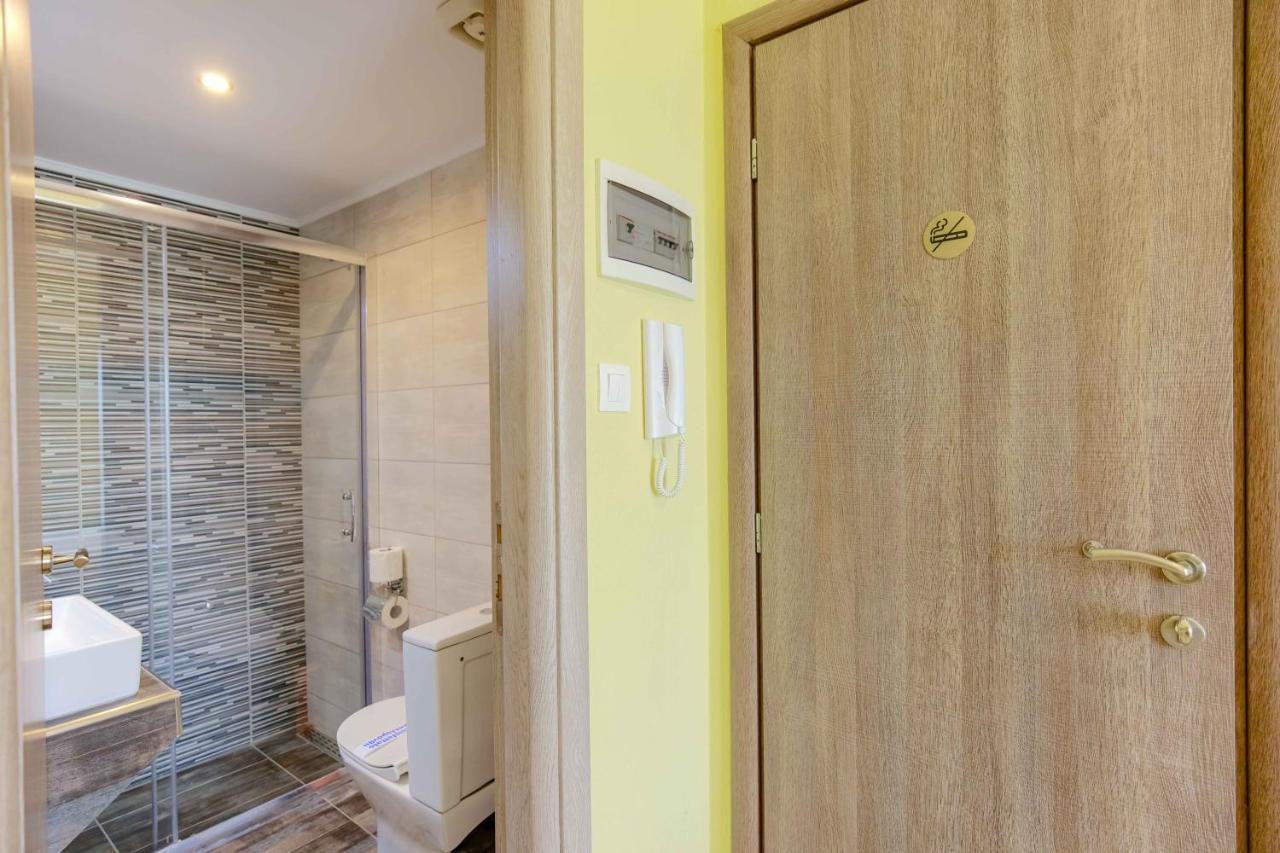 פראליה דיוניסיו Dionisos Apartments מראה חיצוני תמונה