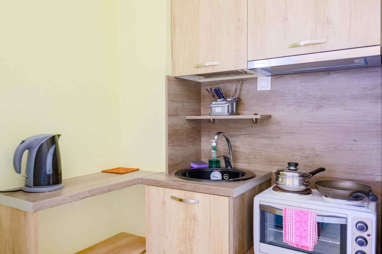 פראליה דיוניסיו Dionisos Apartments מראה חיצוני תמונה