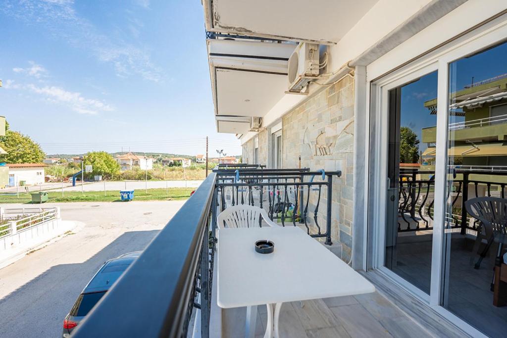 פראליה דיוניסיו Dionisos Apartments חדר תמונה